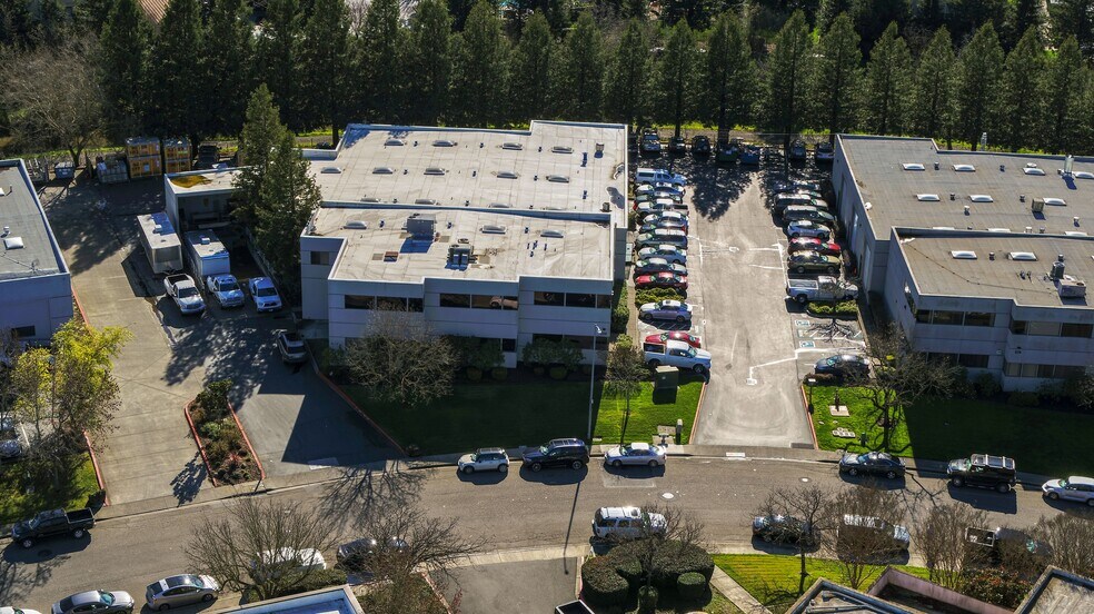 More Photos Of 529 Martin Ave, Rohnert Park Manufacturing For Lease