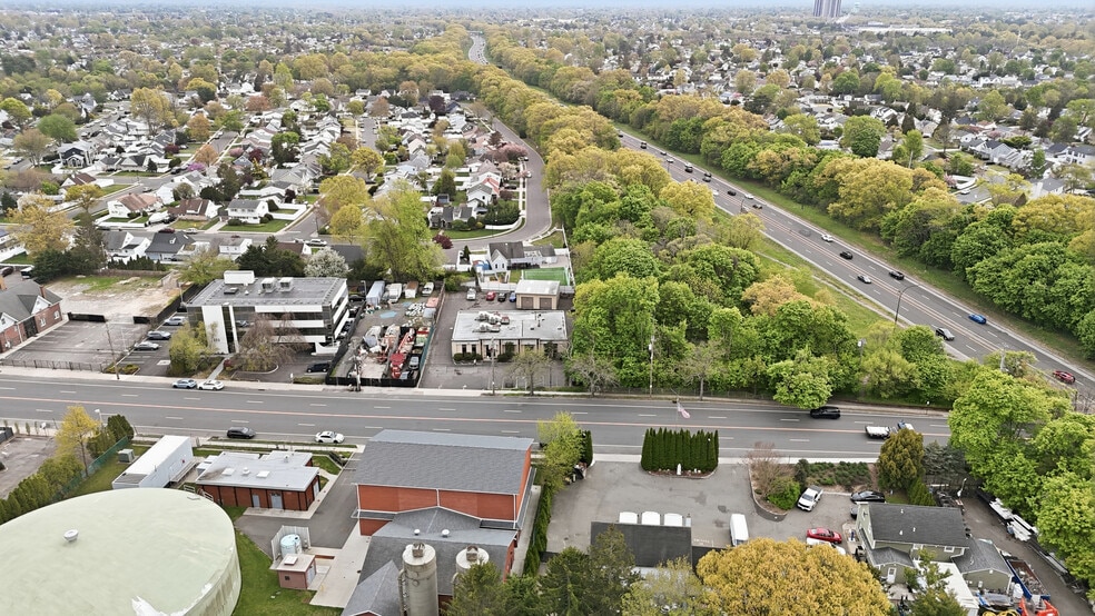 More Photos Of 123 Stewart Ave, Hicksville Medical For Sale