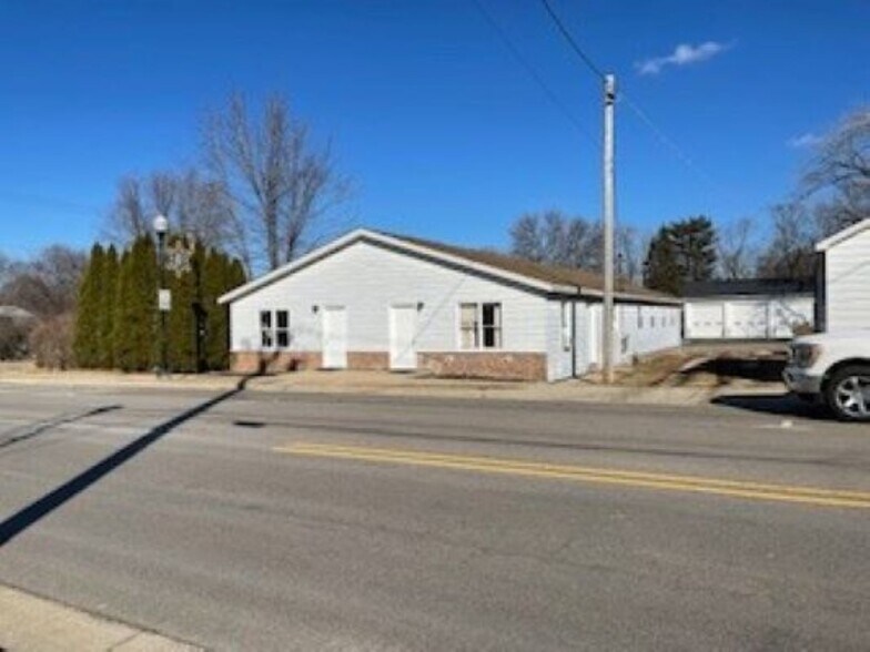 Primary Photo Of 10-12 S Somonauk Rd, Cortland Office Residential For Sale
