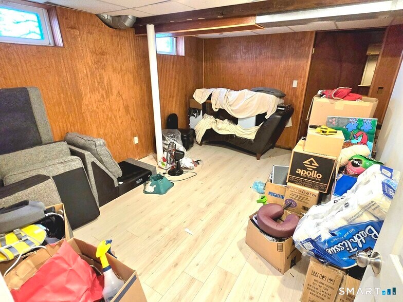 More Photos Of 442 Enfield St, Enfield Freestanding For Sale