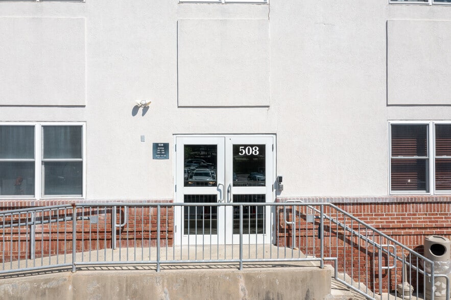 More Photos Of 508 Hamburg Tpke, Wayne Medical For Lease