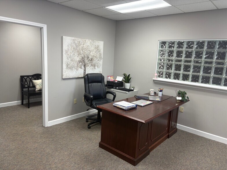 More Photos Of 1616 Roanoke Rd, Daleville Office For Lease