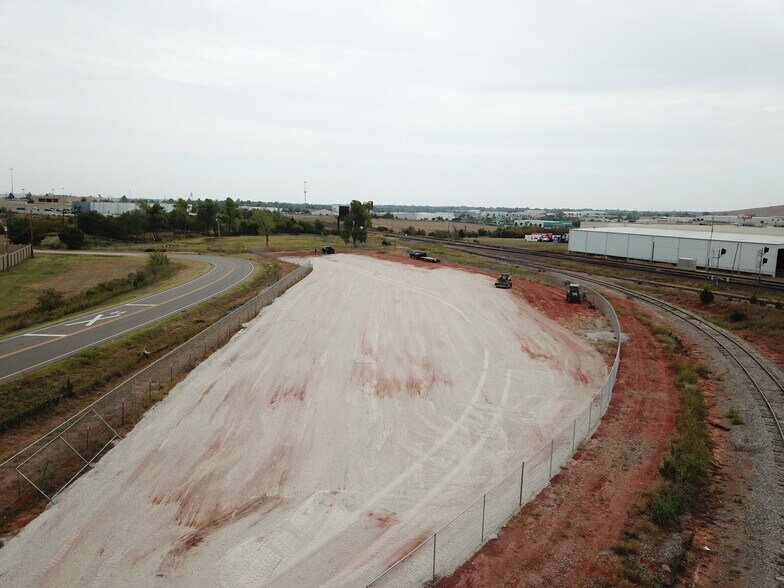 More Photos Of 7900 Pole Road -1, Oklahoma City Land For Lease