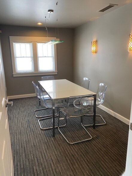 More Photos Of 415 S West St, Royal Oak Loft Creative Space For Lease