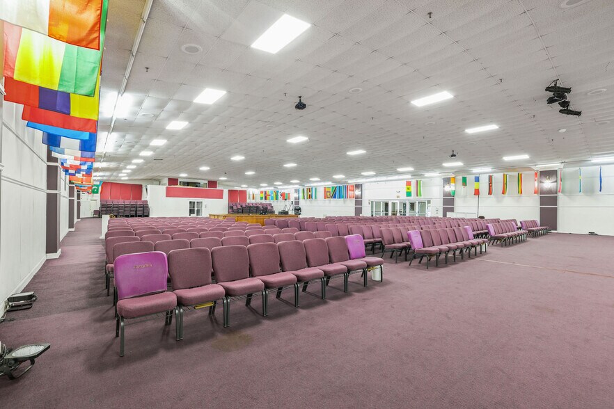 More Photos Of 190 NW 79th Ave, Miami Religious Facility For Sale