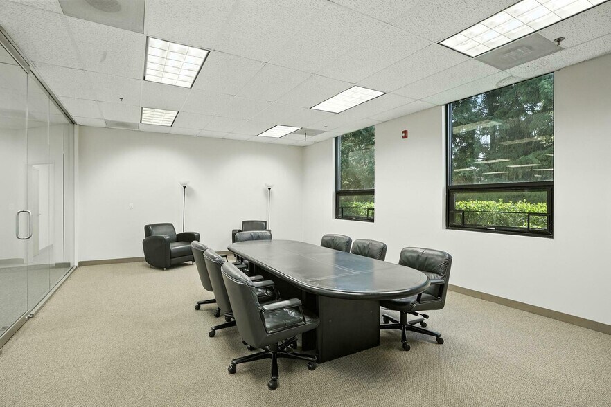 More Photos Of 8130 River Dr, Morton Grove Warehouse For Sale