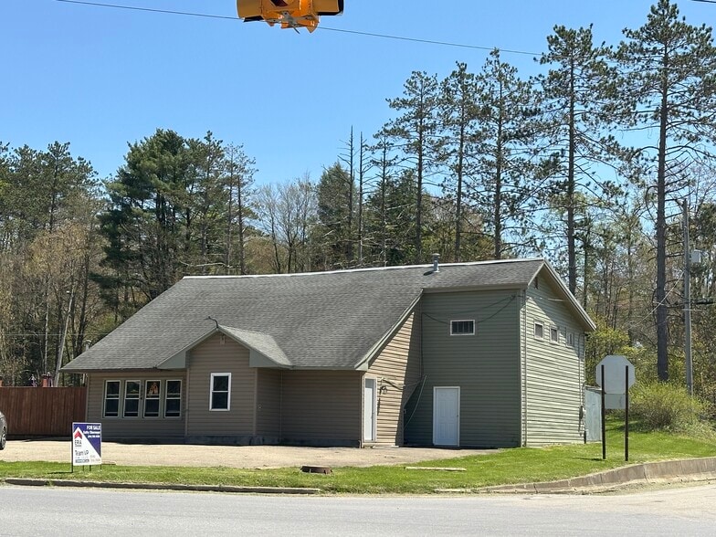 More Photos Of 7034 US-219 Hwy, Lewis Run Restaurant For Sale
