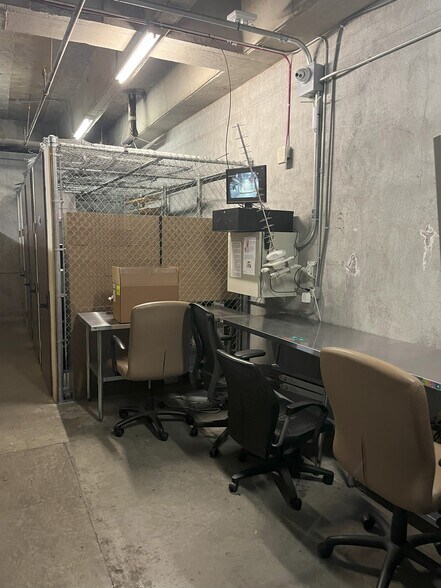More Photos Of 1300 Clay St, Oakland Office For Sale
