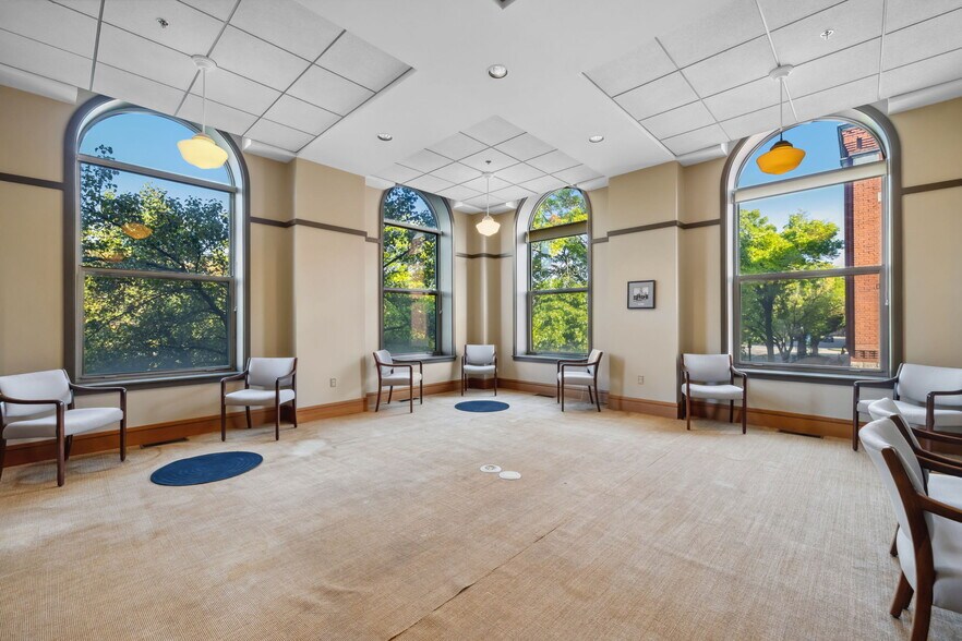 More Photos Of 42-46 Main St, Keene Loft Creative Space For Lease
