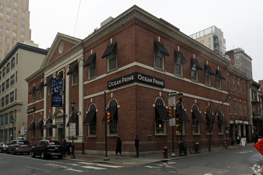 More Photos Of 1500 Sansom St, Philadelphia Office For Lease
