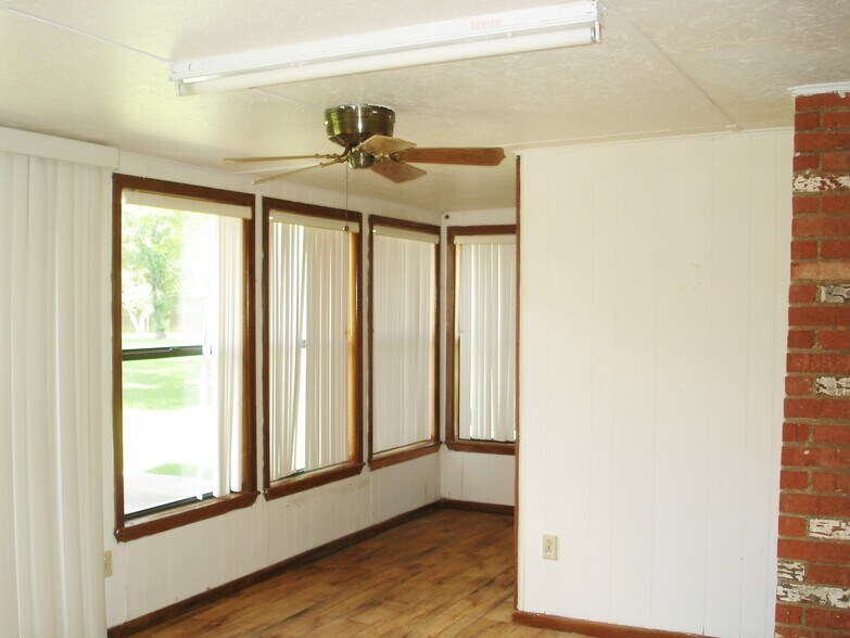 More Photos Of 1100 Sugar Hill Rd, Reno Specialty For Sale