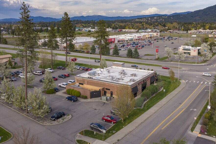 More Photos Of 405 W Canfield Ave, Coeur d'Alene Restaurant For Sale
