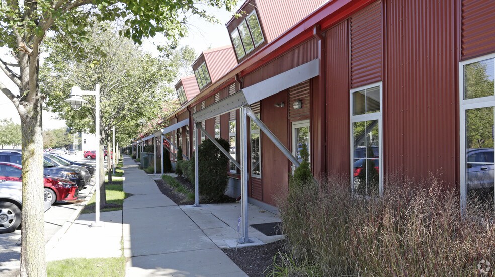 More Photos Of 3840-3849 S Water St, Pittsburgh Office For Lease