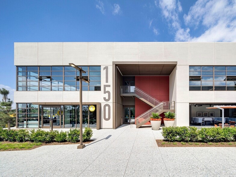 More Photos Of 100 Progress, Irvine Unknown For Lease