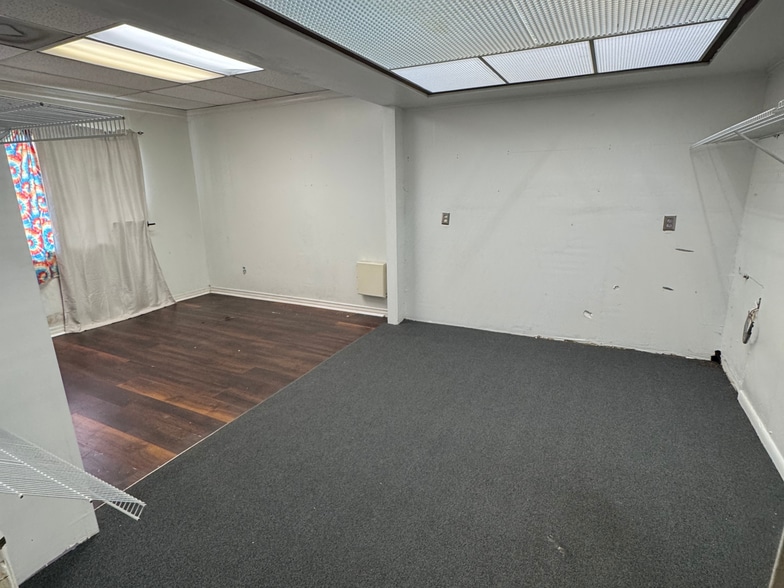 More Photos Of 1506 E Dr Martin Luther King Jr Blvd, Tampa Service For Sale