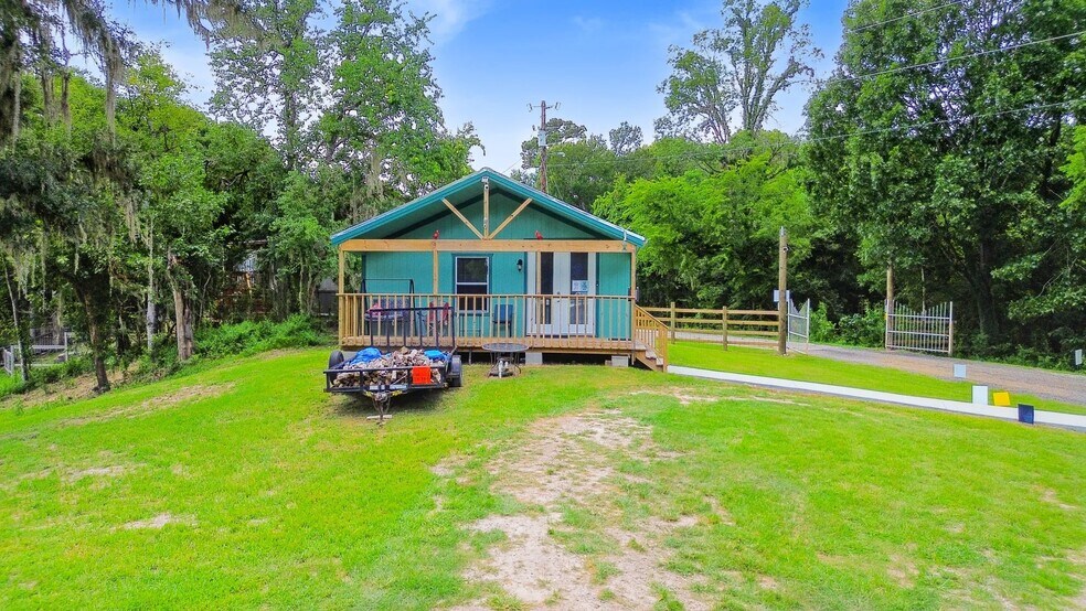 More Photos Of 14 Marina Pt, Huntsville Trailer Camper Park For Sale