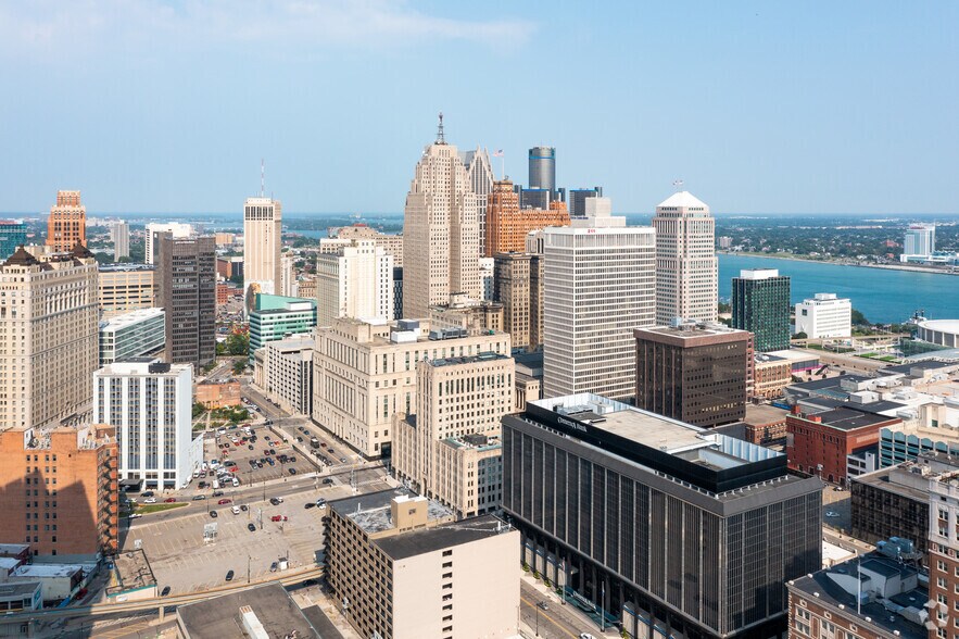 More Photos Of 321 W Lafayette Ave, Detroit Office For Lease