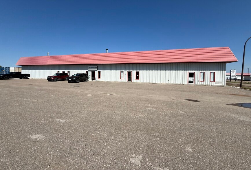 Primary Photo Of 5501 55 St, Bonnyville Industrial For Lease