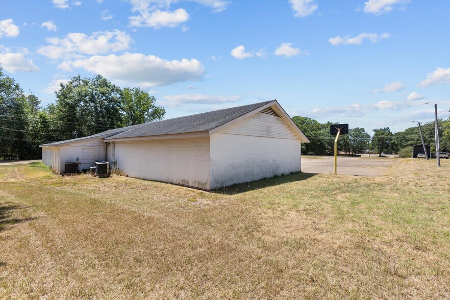 More Photos Of 201 Ragland St, Palestine Religious Facility For Sale
