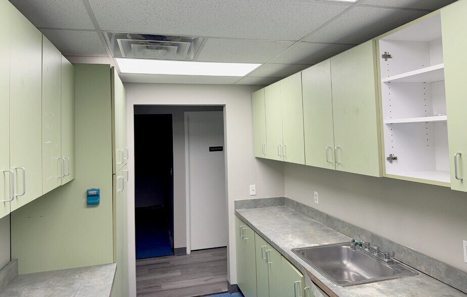 More Photos Of 17 S New York Ave, Atlantic City Parking Garage For Lease