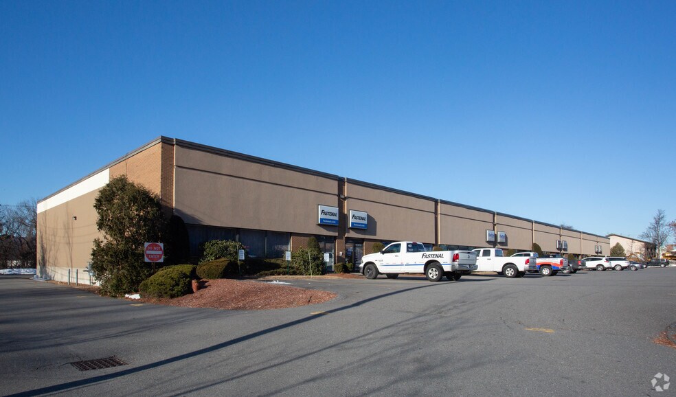 More Photos Of 100 Crawford St, Leominster Warehouse For Lease