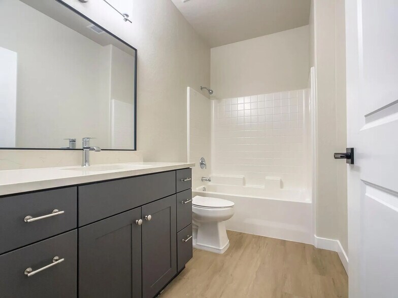 More Photos Of , Phoenix Multifamily For Sale