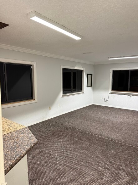 More Photos Of 1201 W Main St, Leesburg Service For Lease