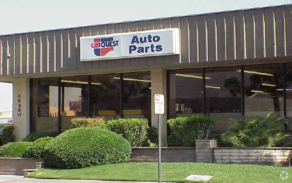 Primary Photo Of 68580 Ramon Rd, Cathedral City Auto Repair For Sale