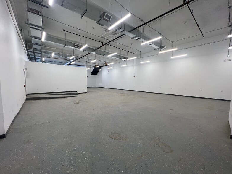 More Photos Of 872 Bergen Ave, Jersey City Apartments For Lease