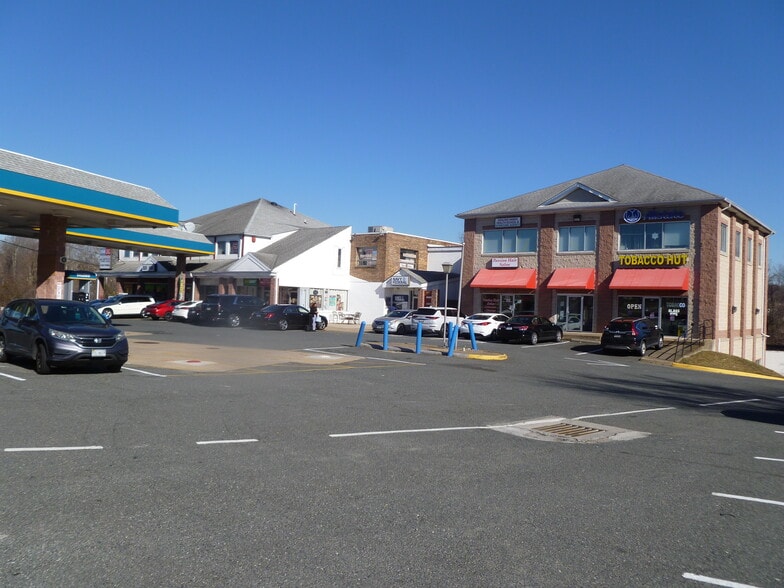 Primary Photo Of 17319 Jefferson Davis Hwy, Dumfries Office For Lease