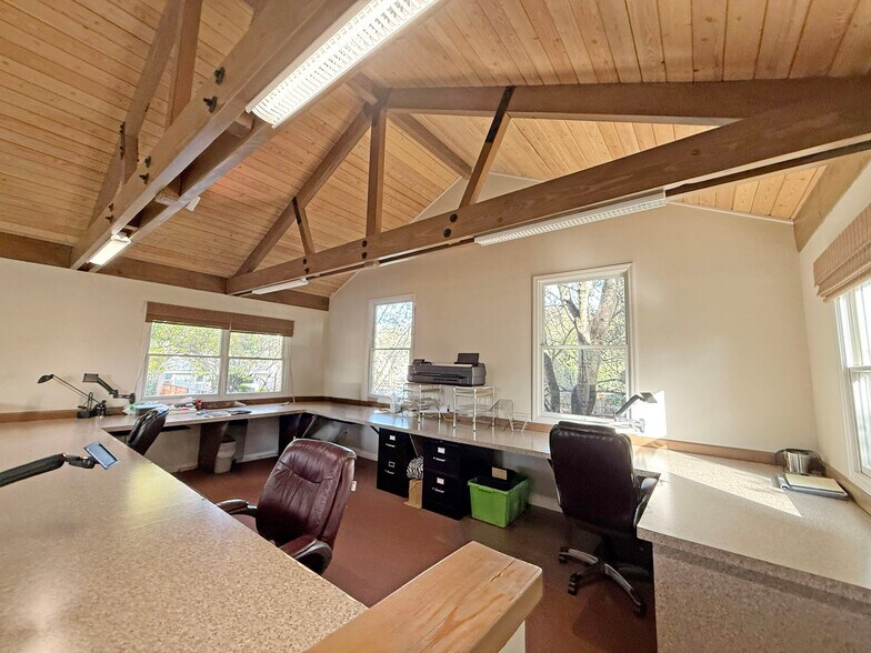 More Photos Of 1025 5th St, Novato Office For Sale