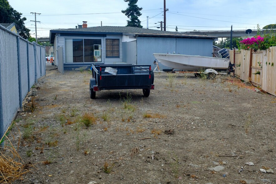 More Photos Of 612 E Lewelling Blvd, Hayward Office For Sale