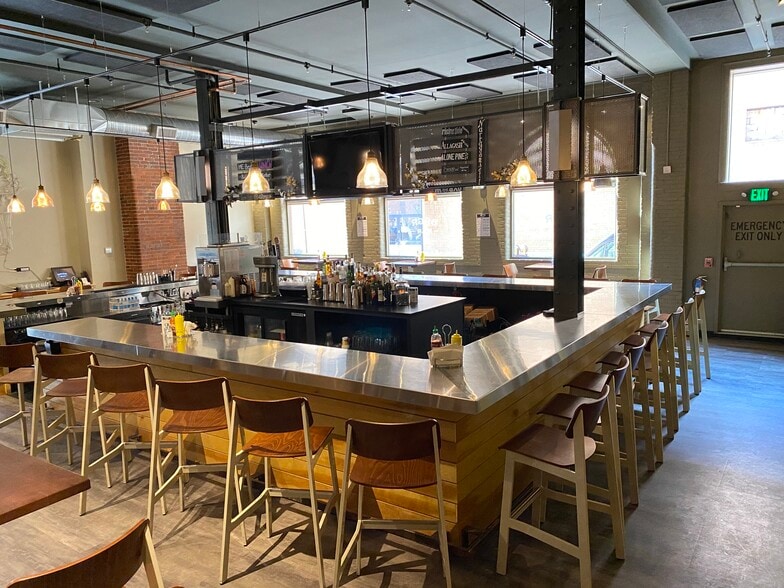More Photos Of 11 Brown St, Portland Restaurant For Sale