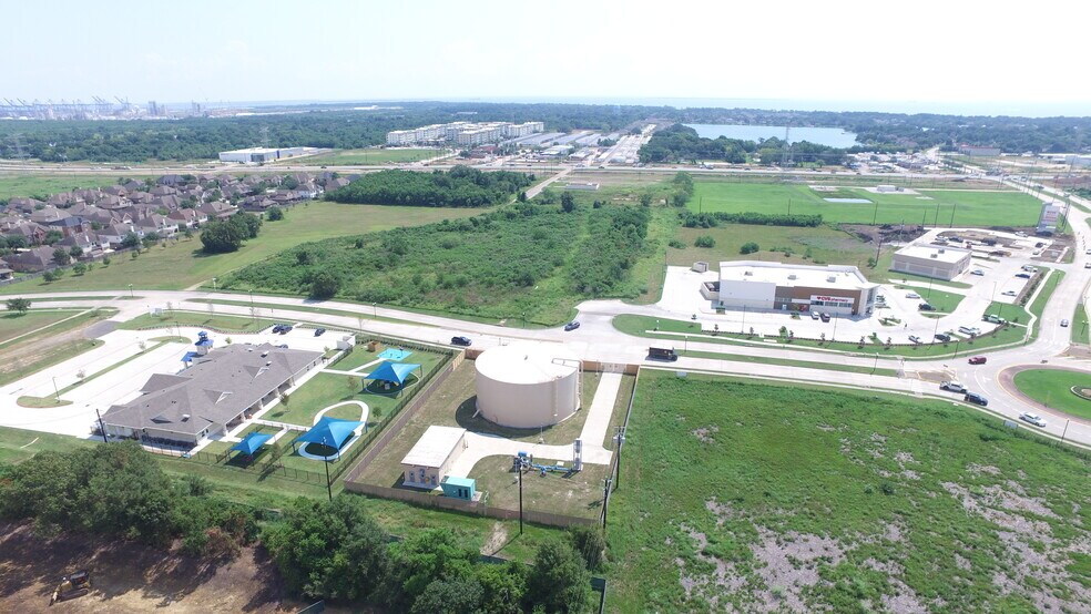 More Photos Of TX-146 & Repsdorph Rd, Seabrook Land For Sale