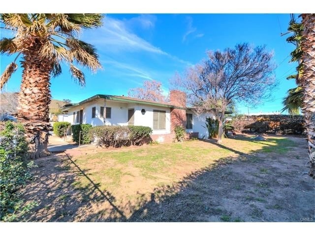 More Photos Of 8551 Mission Blvd, Jurupa Valley Warehouse For Lease