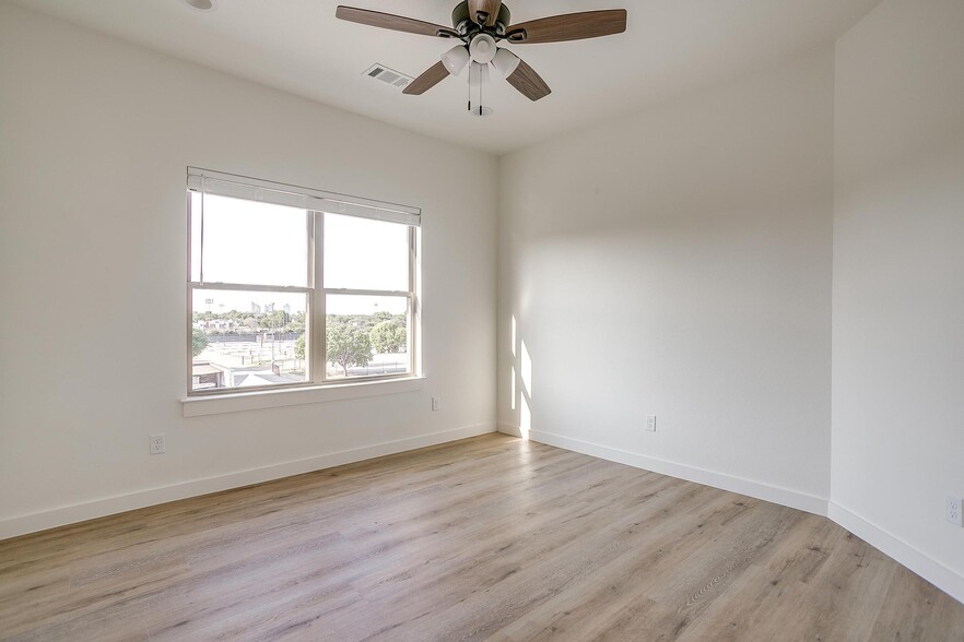 More Photos Of 3108 Frazier Ave, Fort Worth Multifamily For Sale
