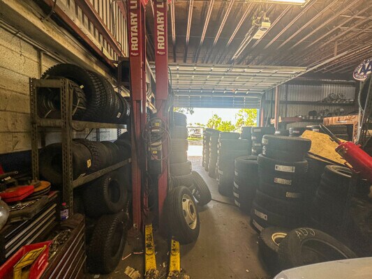 More Photos Of 1590 S McCall Rd, Englewood Auto Repair For Sale