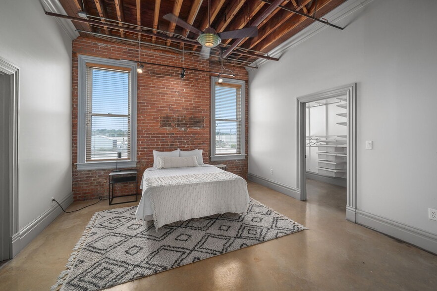More Photos Of 110-112 Sidney St, Saint Louis Lodge Meeting Hall For Sale