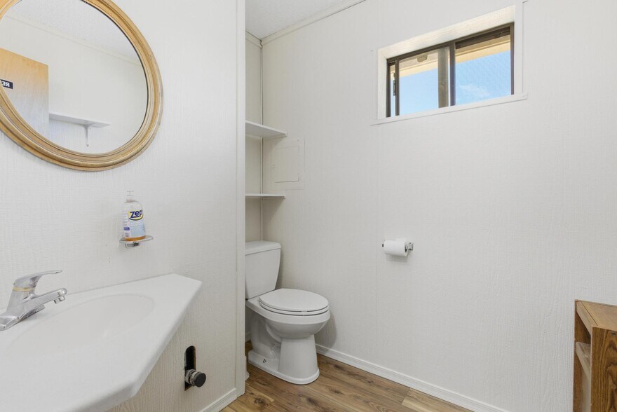 More Photos Of 4305 E Az Highway 260, Star Valley Self Storage For Sale