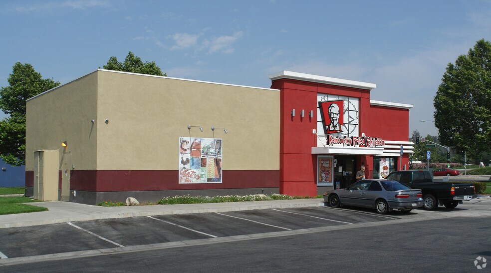 More Photos Of 7920-7990 Limonite Ave, Jurupa Valley Unknown For Lease