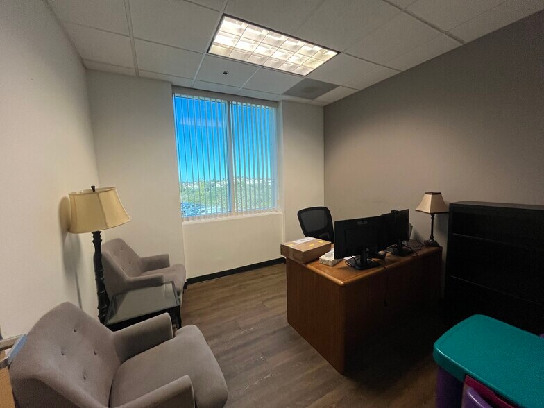 More Photos Of 1061 Tierra Del Rey, Chula Vista Medical For Lease