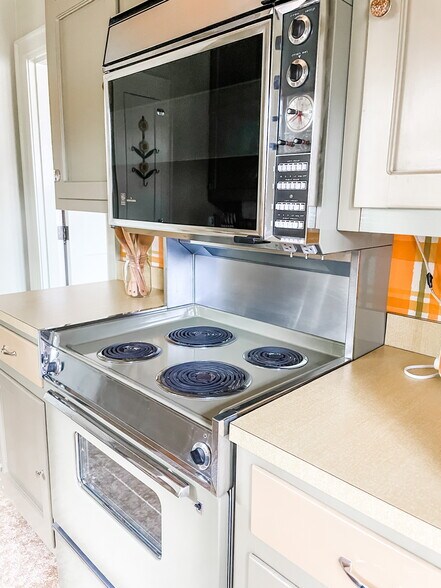 More Photos Of 2120 N Ocoee St, Cleveland Apartments For Sale