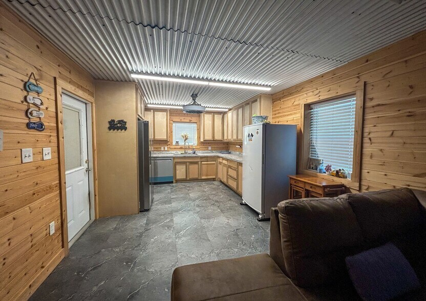 More Photos Of 185 E Tiki Dr, Seadrift Land For Sale