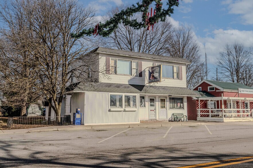 More Photos Of 407 Third St, Howe Specialty For Sale