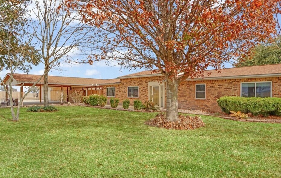 More Photos Of 5037 Texas 123, Seguin Office For Sale