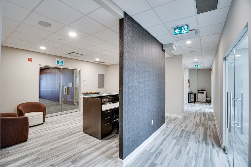 More Photos Of 200 Cachet Woods Crt, Markham Office For Lease