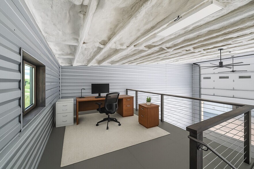 More Photos Of 453 Commerce St, Hayden Industrial For Sale