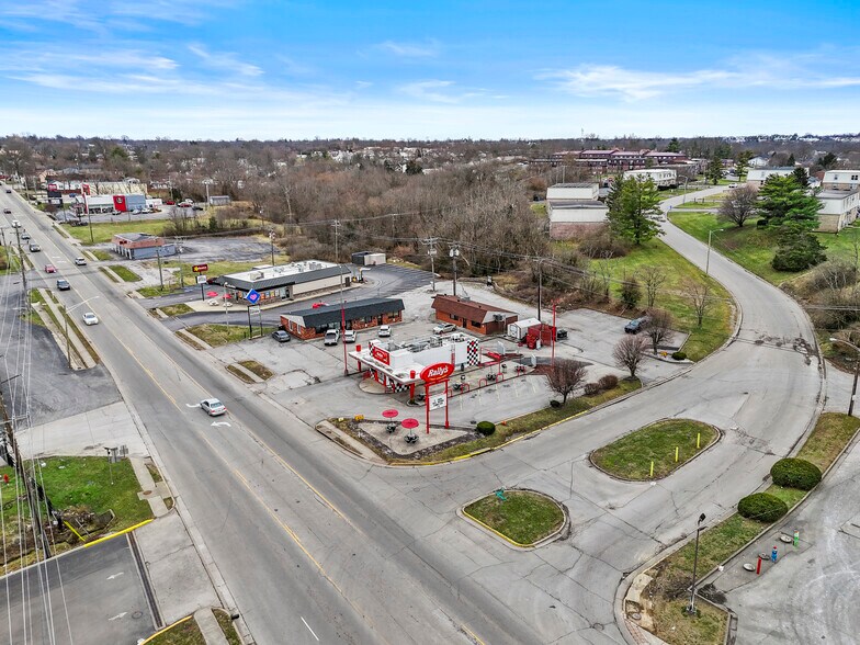 More Photos Of 1478 W Lexington Ave, Winchester Fast Food For Lease