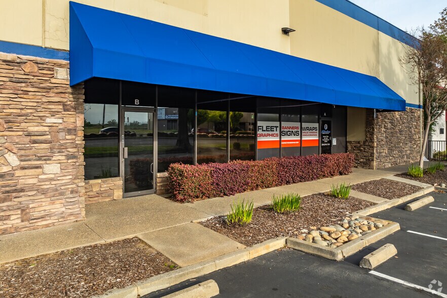 More Photos Of 3333 Sunrise Blvd, Rancho Cordova Warehouse For Lease