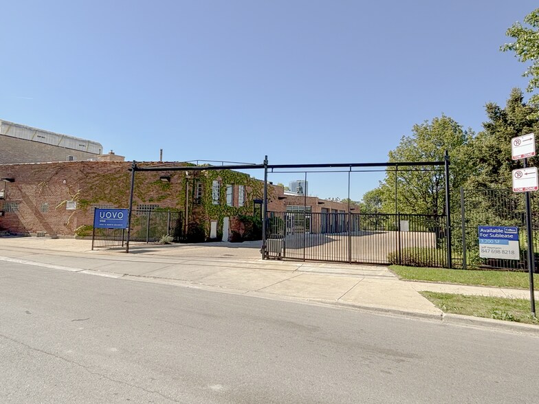 Primary Photo Of 1000 N North Branch St, Chicago Office For Lease